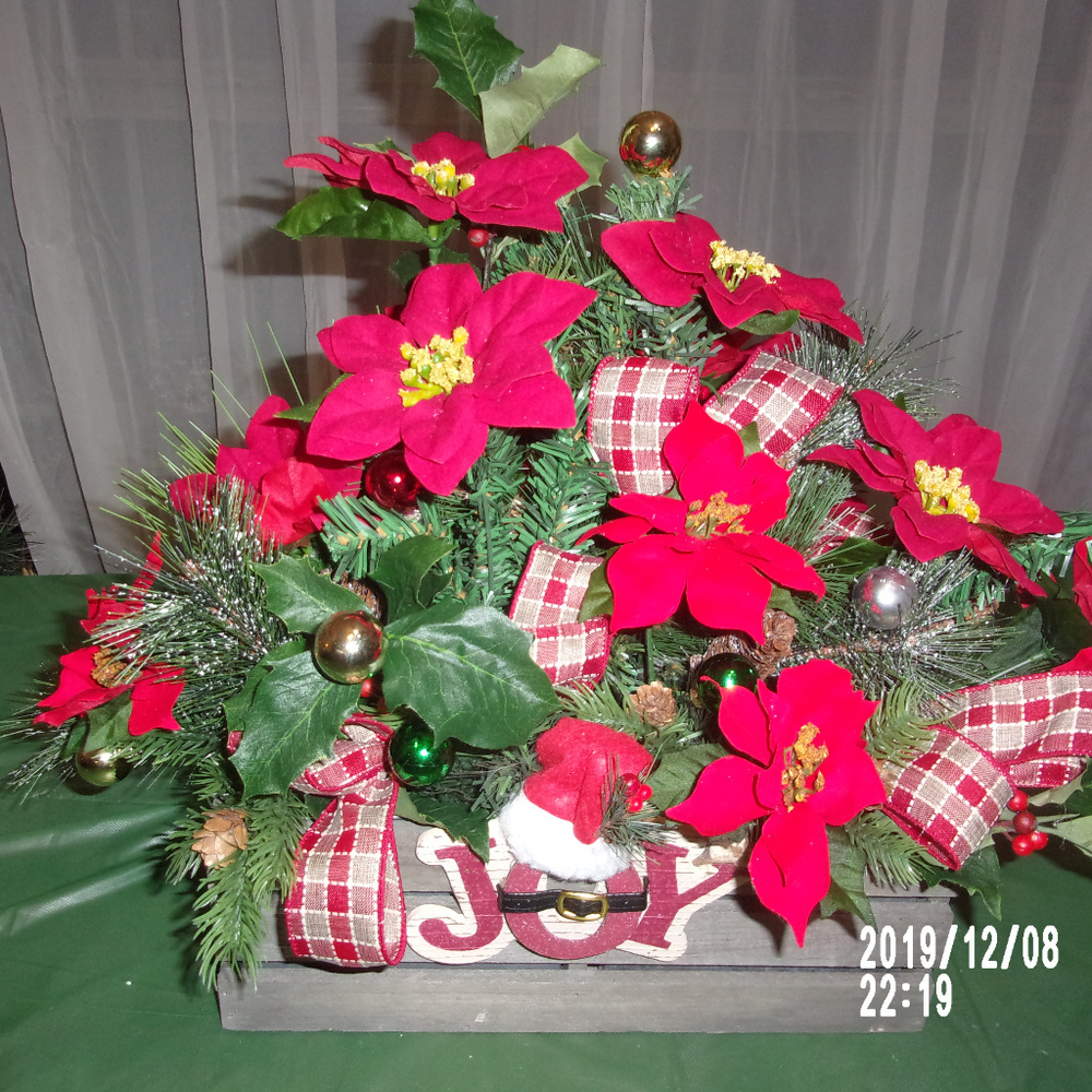 Joy Farm Box Centerpiece